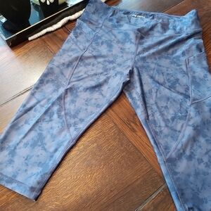 Joe Fresh Capri length leggings_B4A